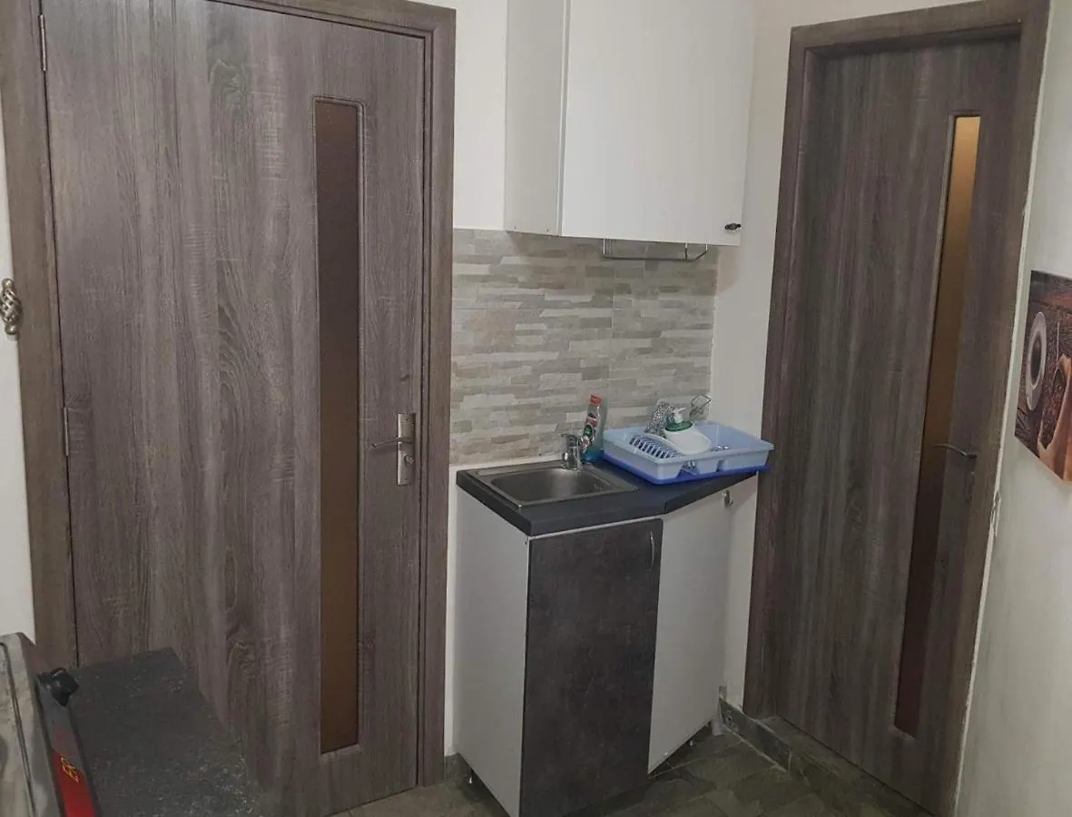 Studio In Near North Station Bucharest 0*,