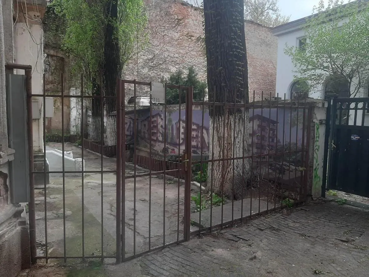 Apartment Studio In Near North Station Bucharest